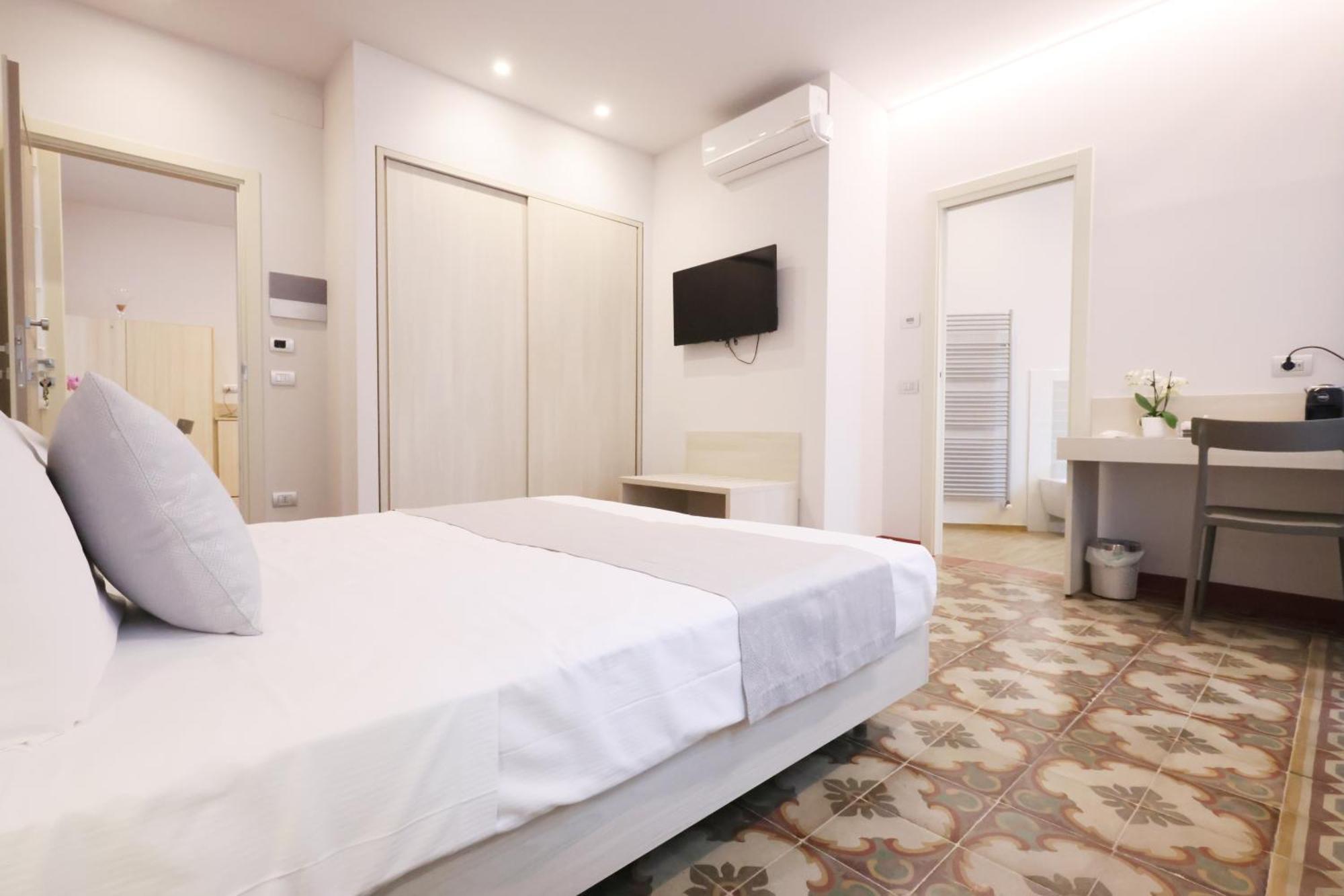 Palazzo Belli Bed & Breakfast Alba  Exterior foto