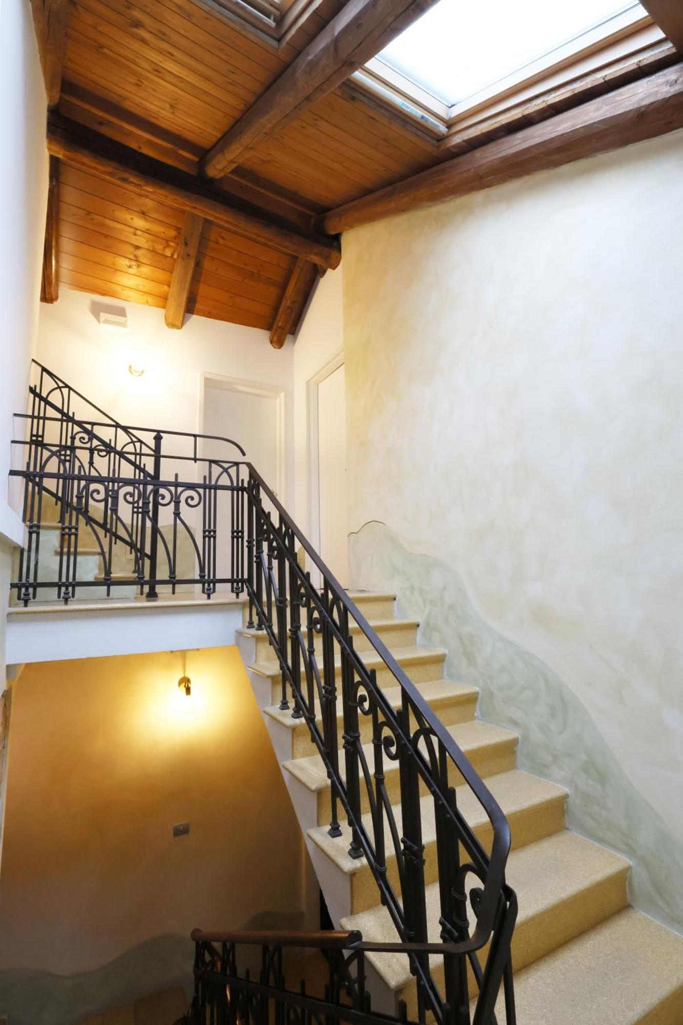 Palazzo Belli Bed & Breakfast Alba  Exterior foto